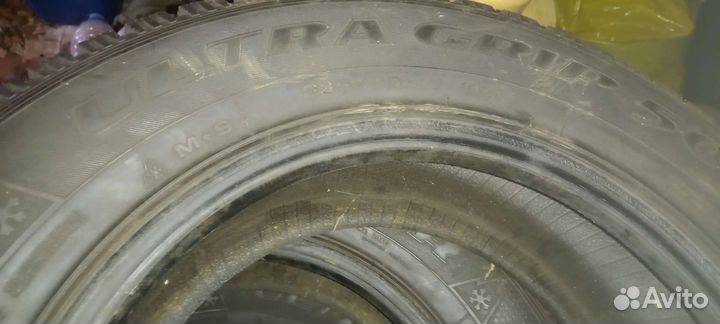 Goodyear UltraGrip 235/65 R17