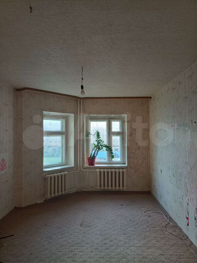 3-к. квартира, 67 м², 3/10 эт.