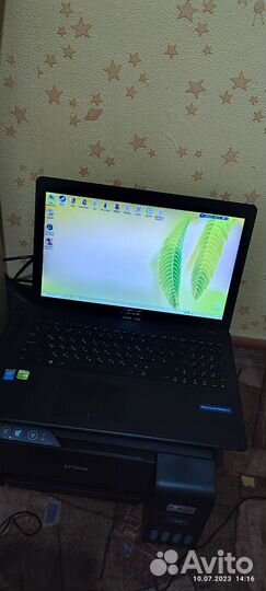 Ноутбук asus