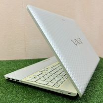 Мощный Белоснежный Sony с GeForce 410M/i3-2330M