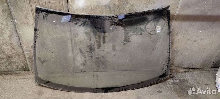 Лобовое стекло w203