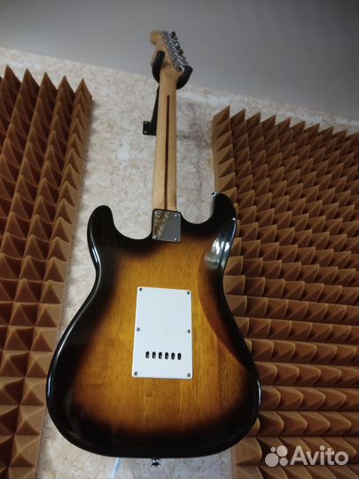 Электрогитара Fender Squire Bullet/ Индонезия