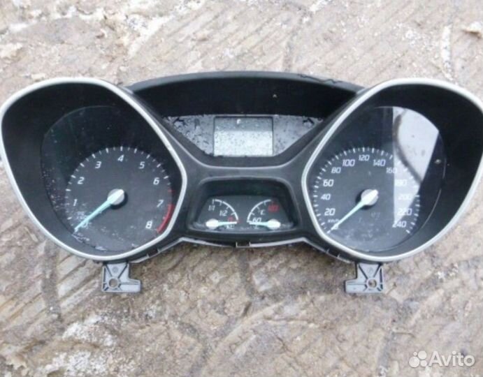 Панель приборов щиток Focus 3 Фокус