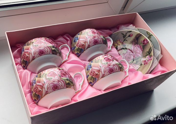 Сервиз чайный бренд Lefard «розы»фарфор. На 4 перс