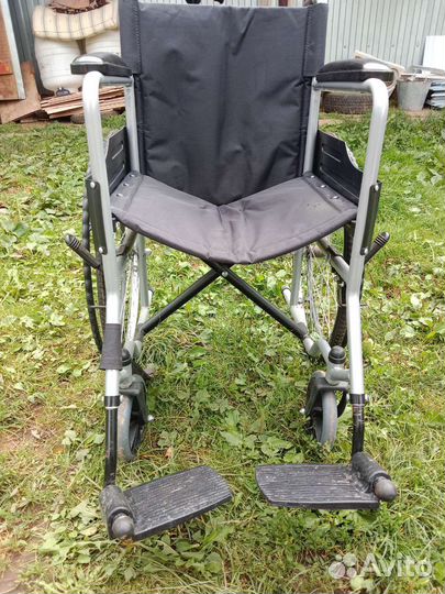 Коляска инвалидная