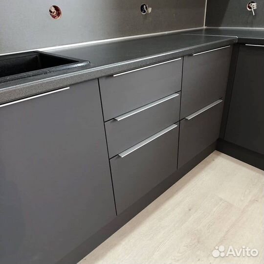 Кухни на заказ. Своё производство