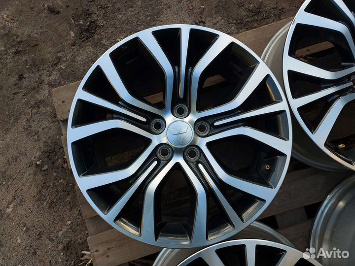 Mitsubishi Outlander 2018 Enkei Ориг R18 5x114.3