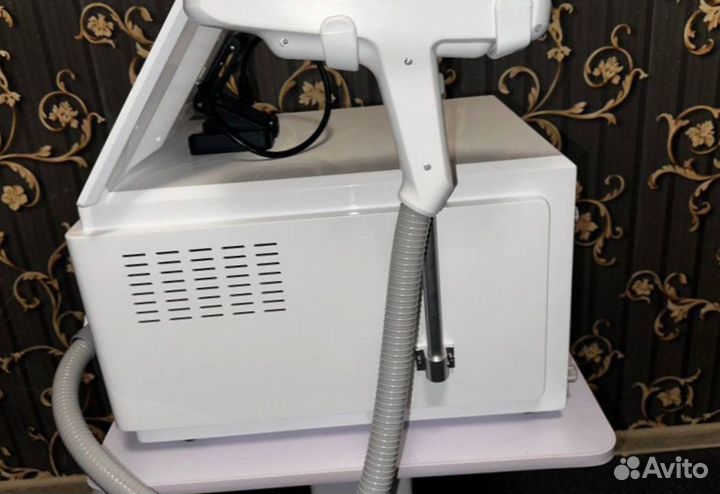 Лазер для удаления тату и татуажа Pico-Light