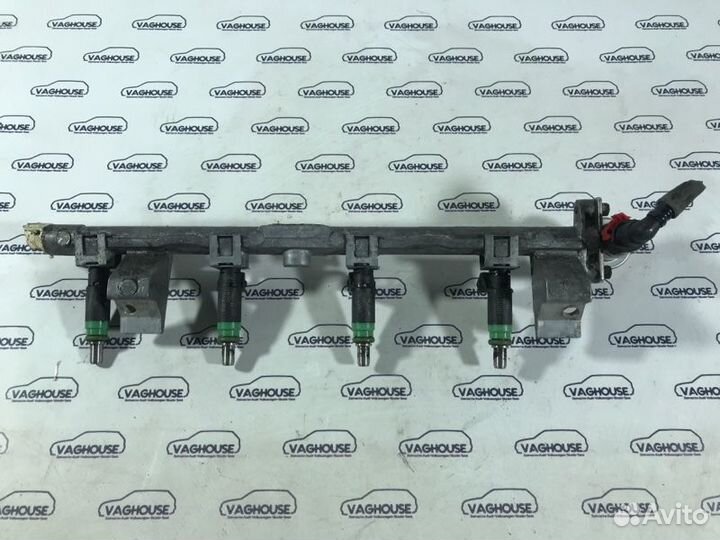 Рампа топливная Ford Focus MK 2 1.6 2006