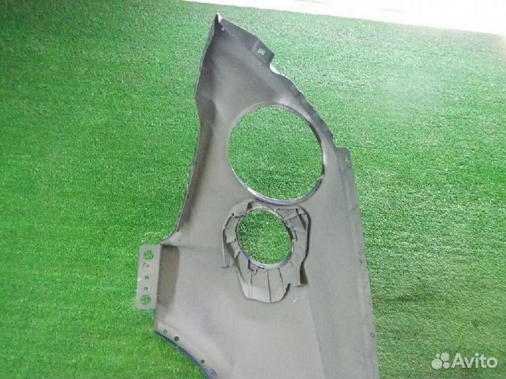 Крыло переднее правое Bentley Bentayga