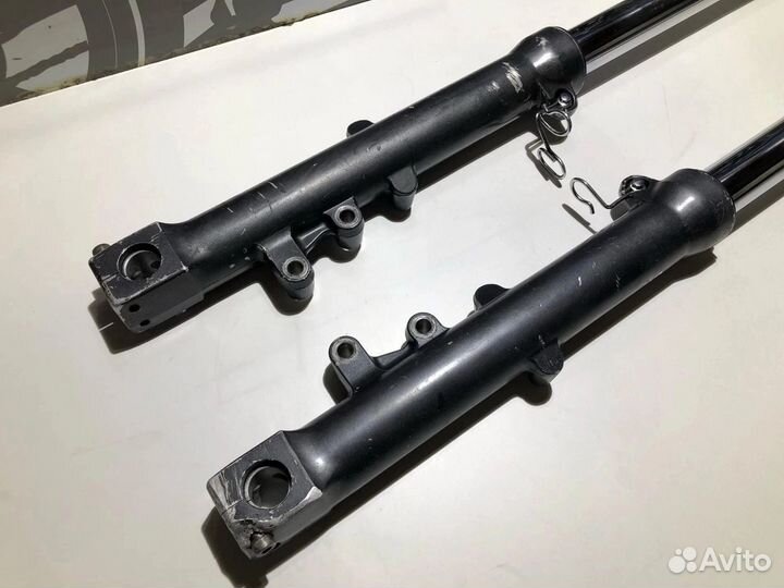 Перья вилки Kawasaki ZZR 400-2 1996г