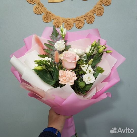 Доставка 46-10-00. Цветы. Авторский букет № 5