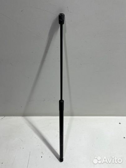 Амортизатор капота передний Toyota Camry V70/V75