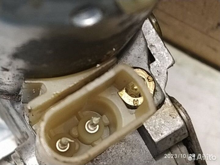 Мотор стеклопод. зад. лев. Ford Scorpio II 94-98