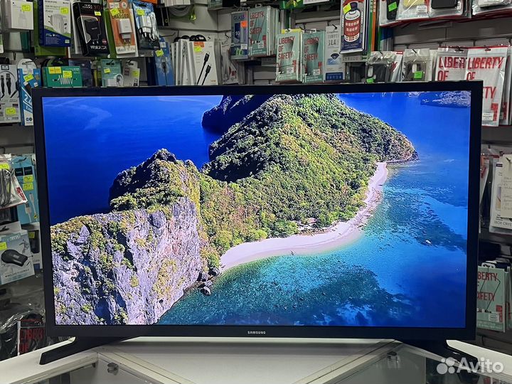 Samsung 32 Smart TV Wi-Fi (81cm)