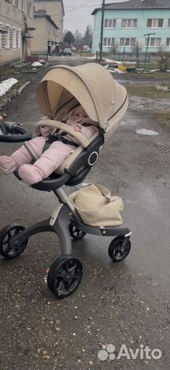 Прогулочная коляска стокке