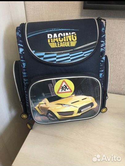 Школьный рюкзак grizzly