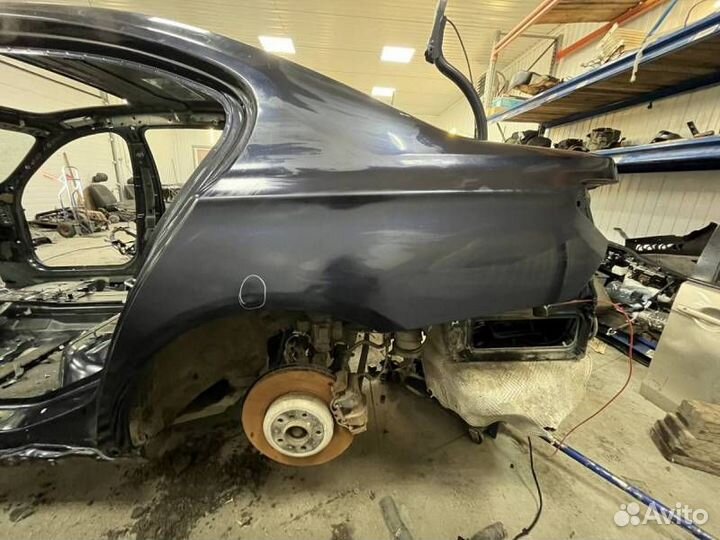 Крыло заднее левое BMW 7-Series