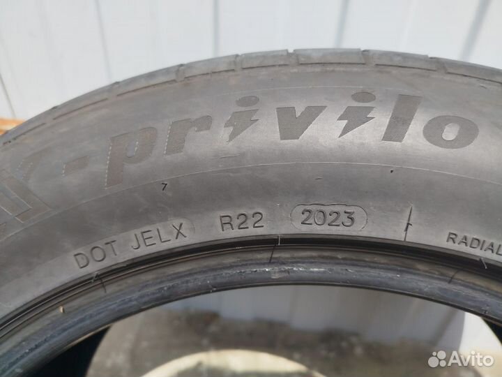 Tracmax X-Privilo TX3 235/55 R18 104W