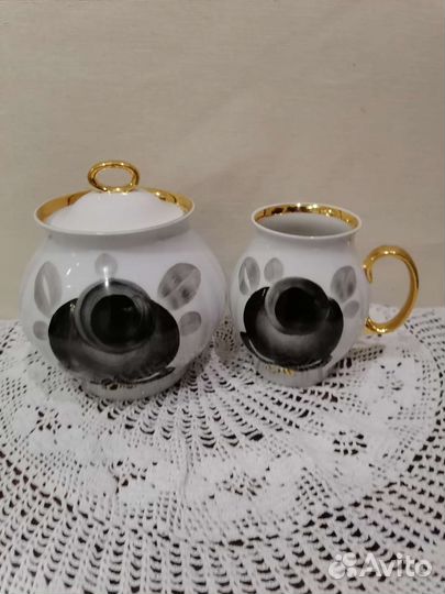 Части сервиза Дулево:сахарница, сливочник