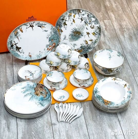 Надо столовой посуды Hermes