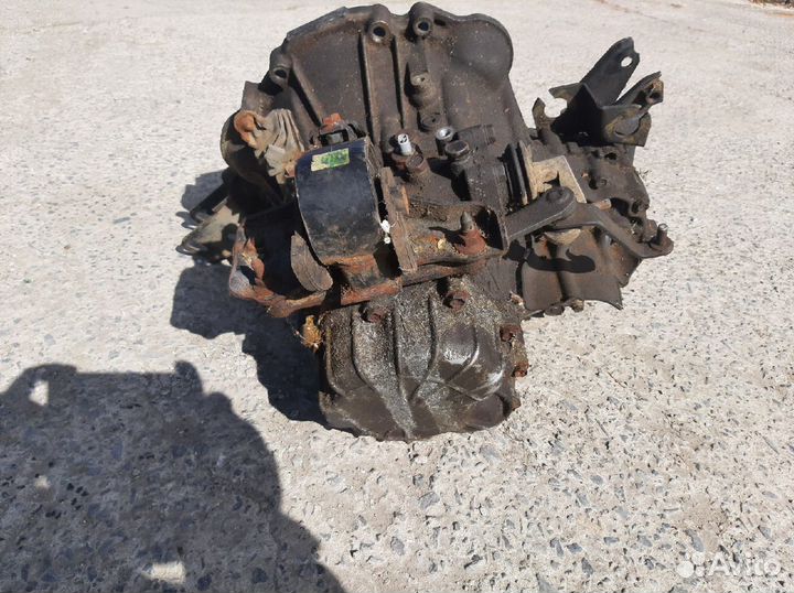 Продам МКПП Toyota Carina E 1998 г. б.у. в хорошем