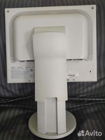 Монитор NEC 17