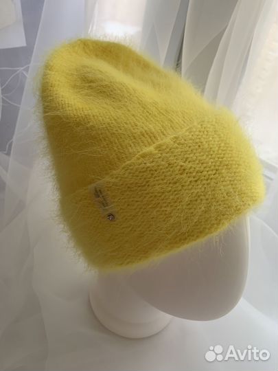 Шапка из пуха норки бини с отворотом