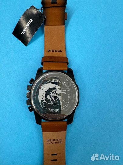 Новые Наручные часы Diesel DZ4280