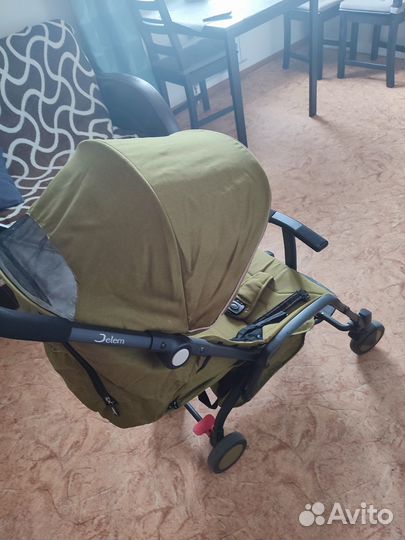 Прогулочная коляска