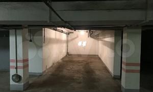 Машиноместо, 30 м²