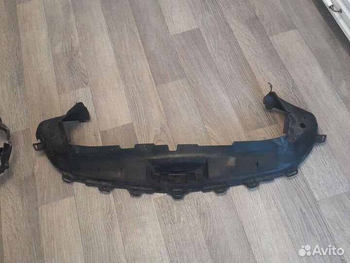 Дефлектор радиатора Mercedes-Benz E-Class W213