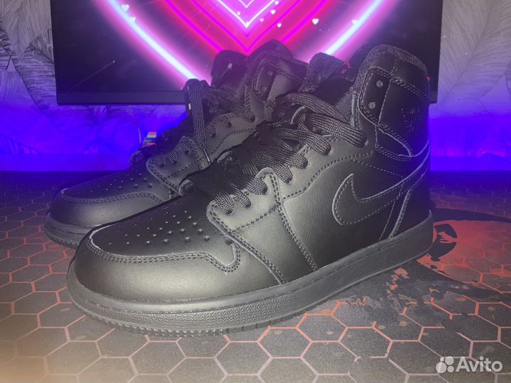 Nike air jordan 1 зимние