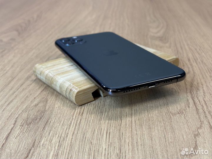 iPhone 11 Pro Max, 64 ГБ