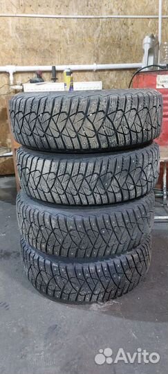 Goodyear Ultragrip 600 185/60 R15