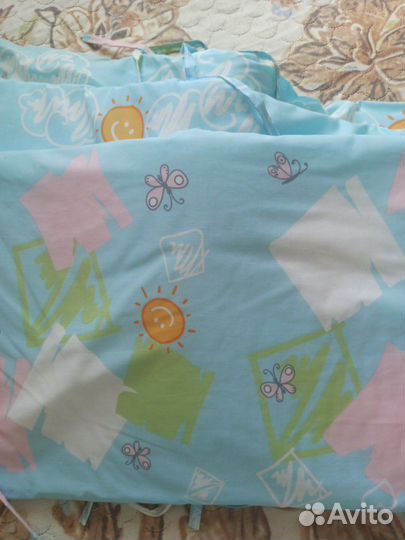 Бортики в кроватку