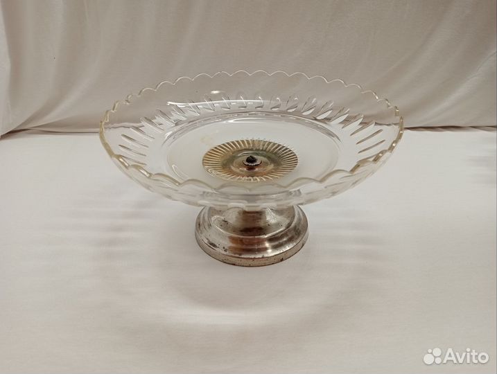 Фруктовница на ножке. Винтаж