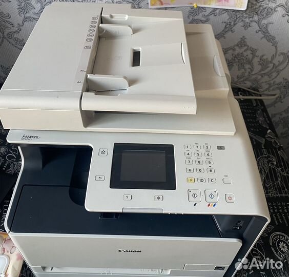 Продам цветной лазерный принтер