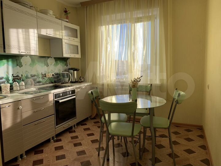 2-к. квартира, 51 м², 8/9 эт.