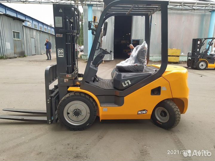 Вилочный погрузчик UN Forklifts FG30, 2022