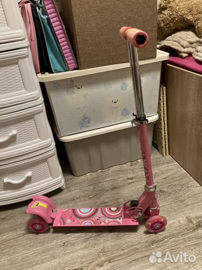 Самокат детский для девочек металлический