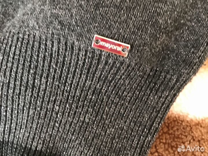 Полувер для девочки с капюшоном 152