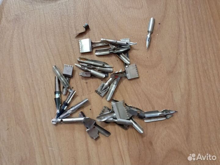 Продам перья для ручки есть б/у, есть новые