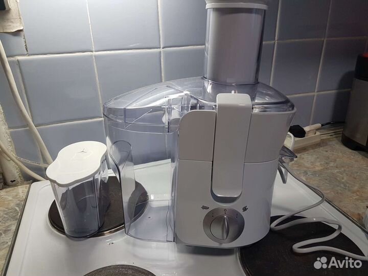 Соковыжималка новая Philips