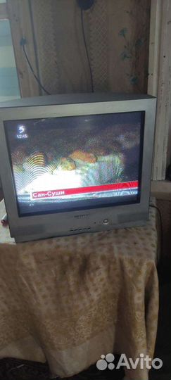 Телевизор samsung