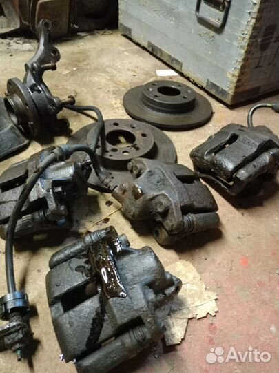 Суппорт на renault 19