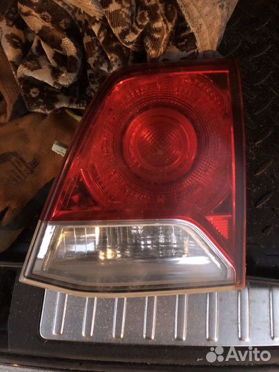 Toyota land cruiser 200 фонарь задний правый