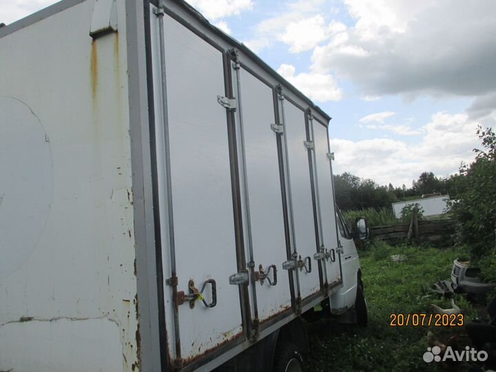 Продам термо будку хлебовозка