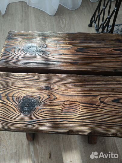 Стол и табурет деревянный