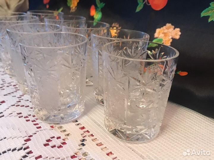 Хрустальные рюмки